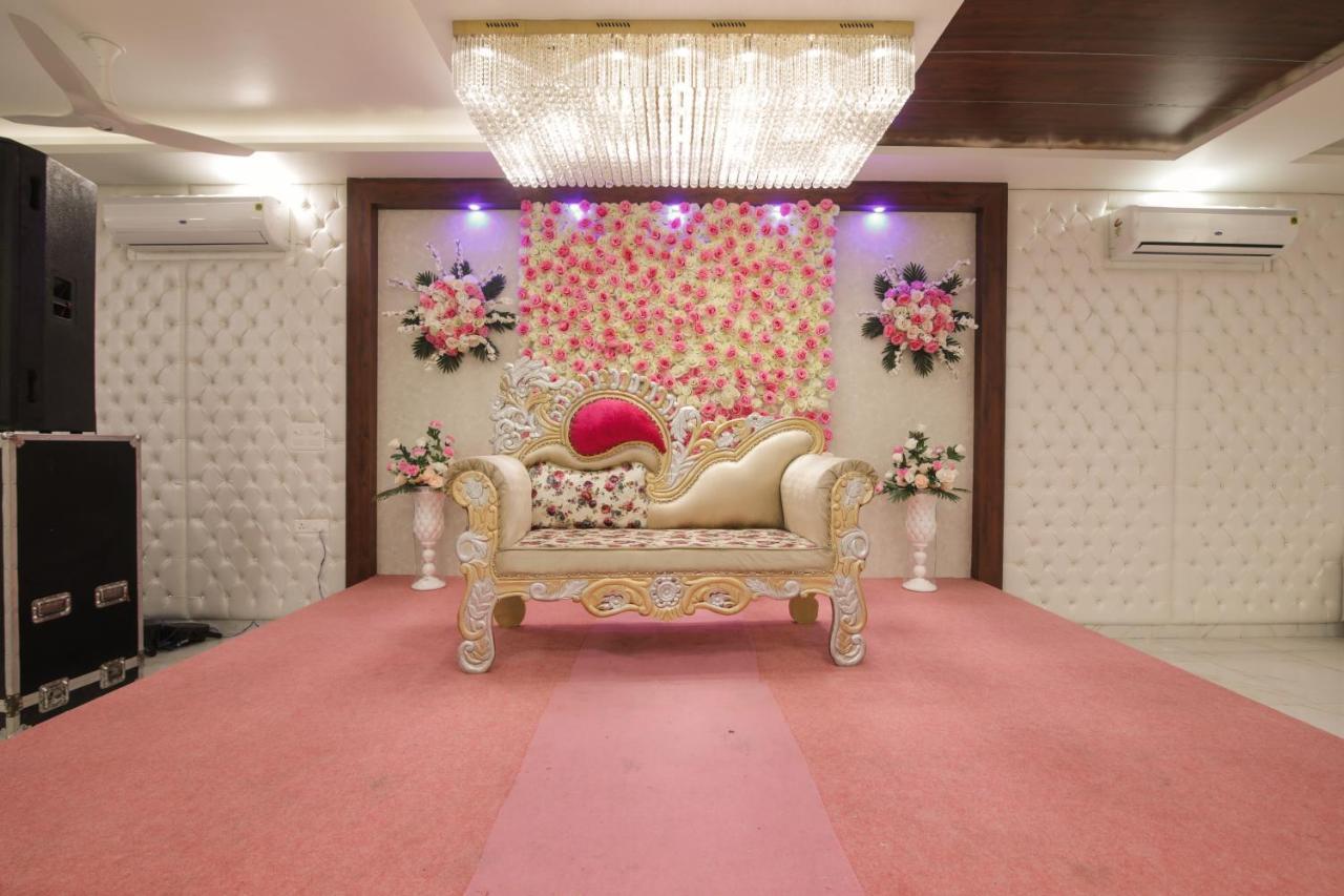Twin Towers Bed and Breakfast Greater Noida Εξωτερικό φωτογραφία