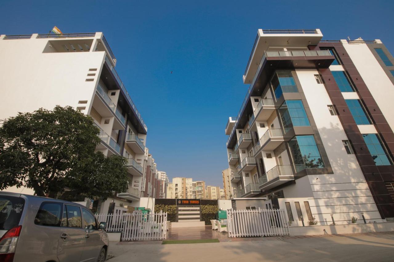 Twin Towers Bed and Breakfast Greater Noida Εξωτερικό φωτογραφία