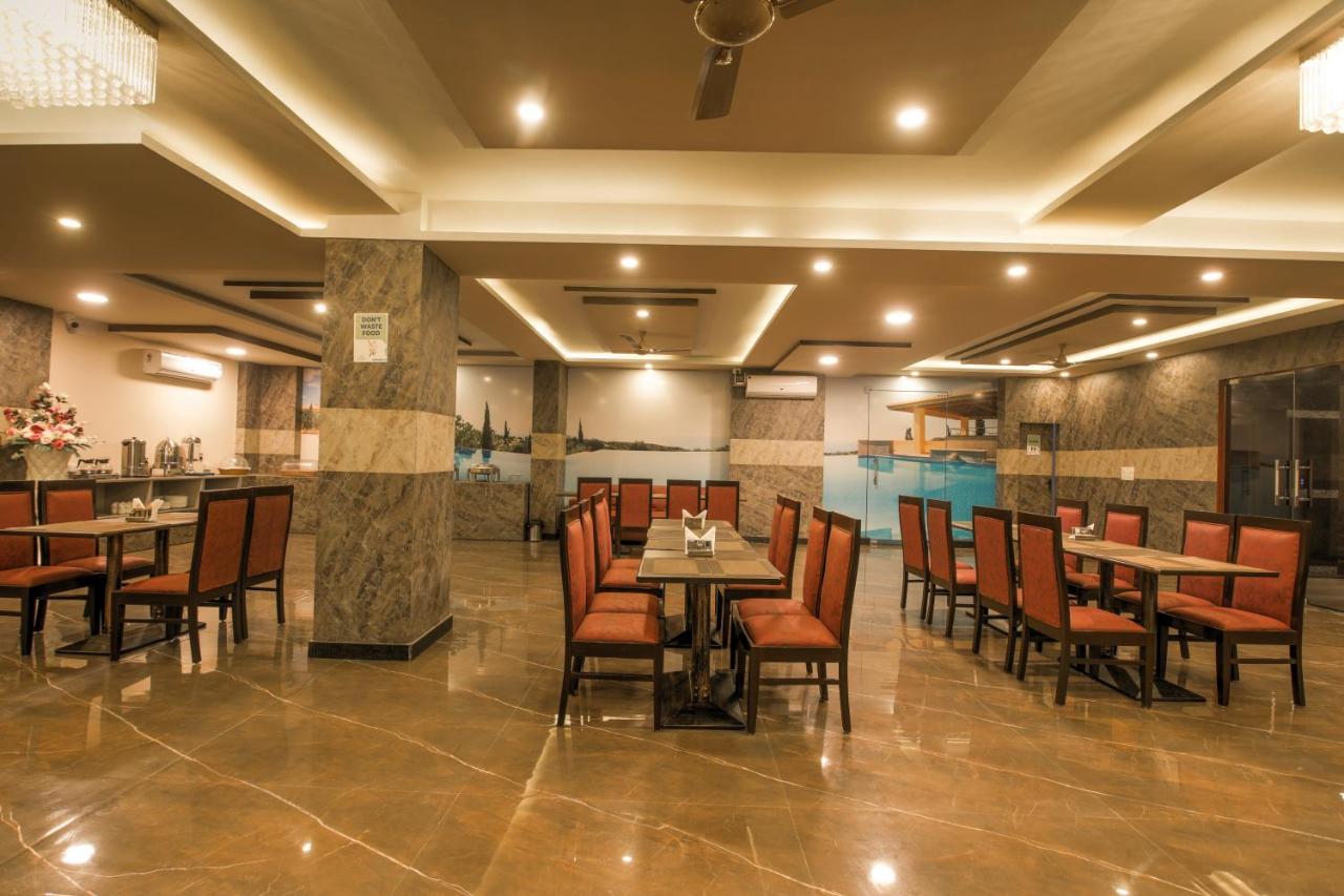 Twin Towers Bed and Breakfast Greater Noida Εξωτερικό φωτογραφία