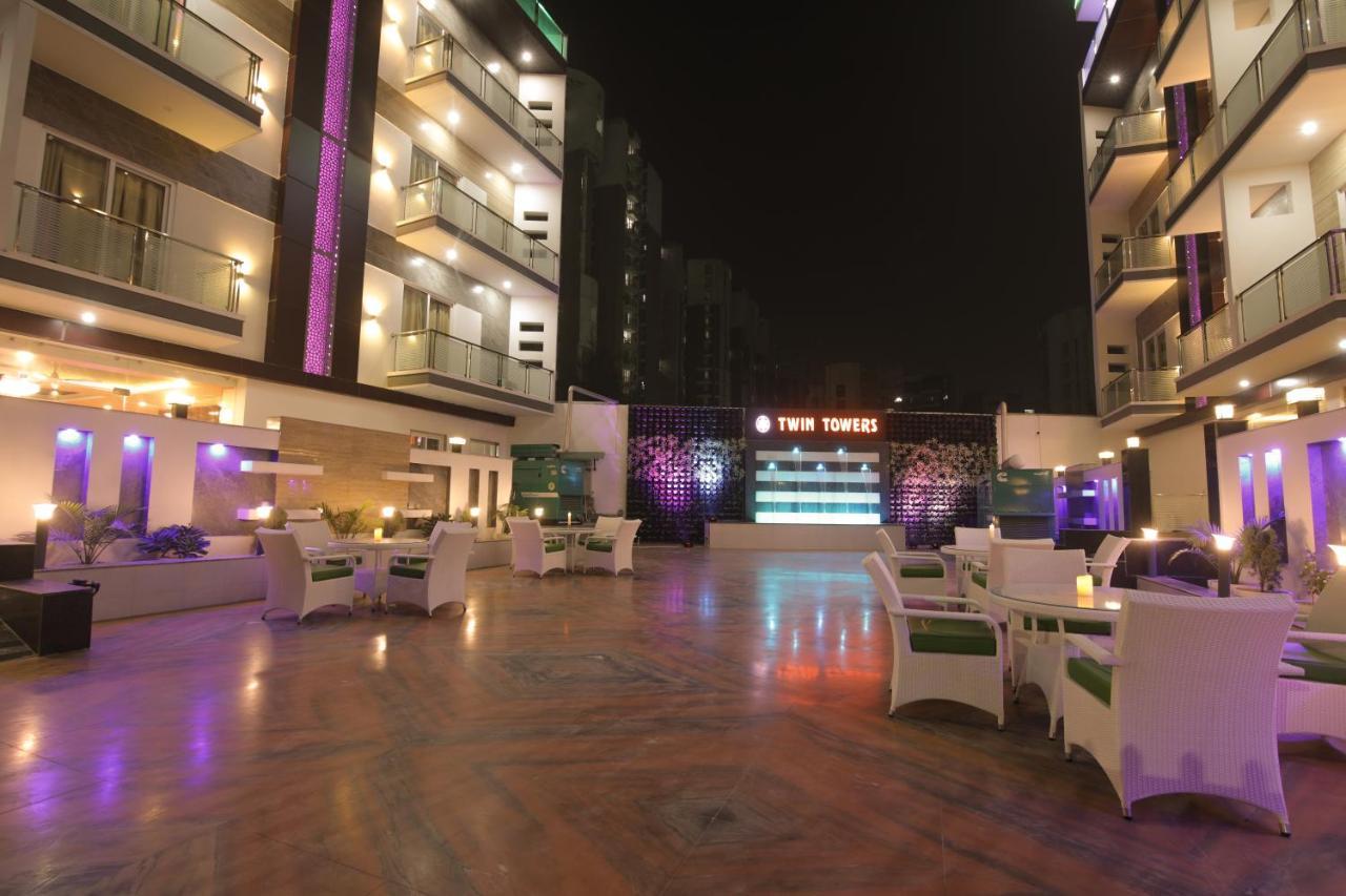 Twin Towers Bed and Breakfast Greater Noida Εξωτερικό φωτογραφία