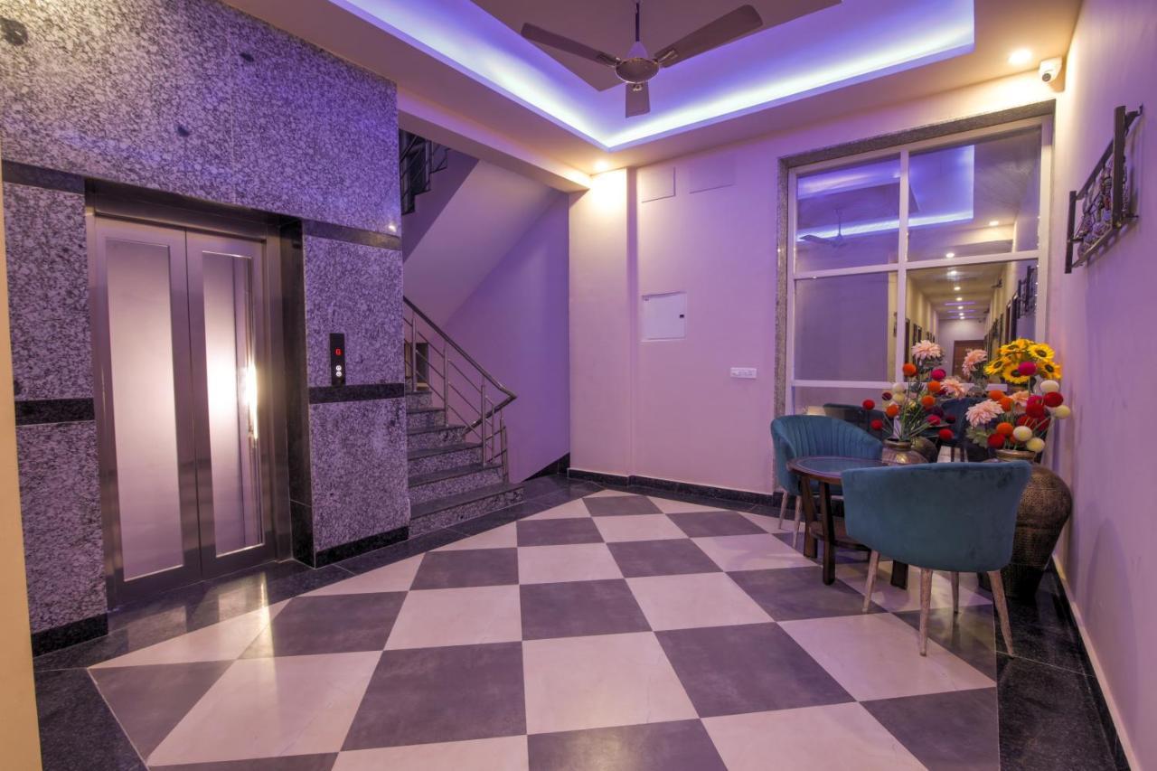 Twin Towers Bed and Breakfast Greater Noida Εξωτερικό φωτογραφία