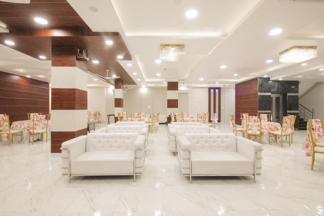 Twin Towers Bed and Breakfast Greater Noida Εξωτερικό φωτογραφία