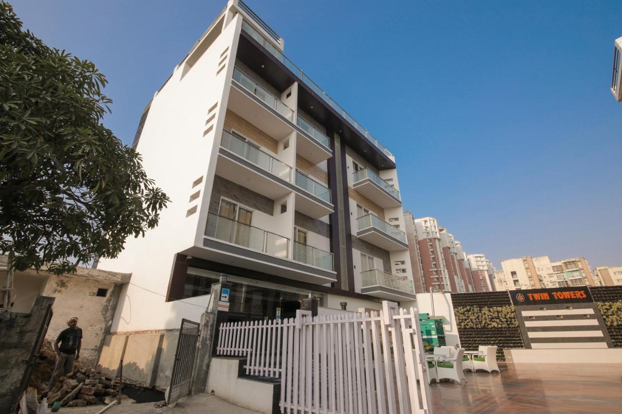 Twin Towers Bed and Breakfast Greater Noida Εξωτερικό φωτογραφία